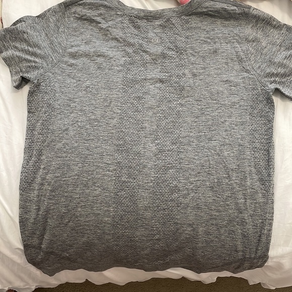 lululemon swiftly tech shirt - Picture 2 of 3